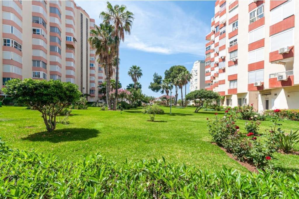 Beachfront Apartment Madrid 709 Torrox Zewnętrze zdjęcie